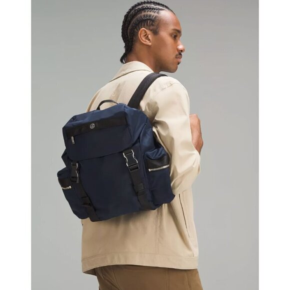 Lululemon Wunderlust Backpack 14L Navy Blue